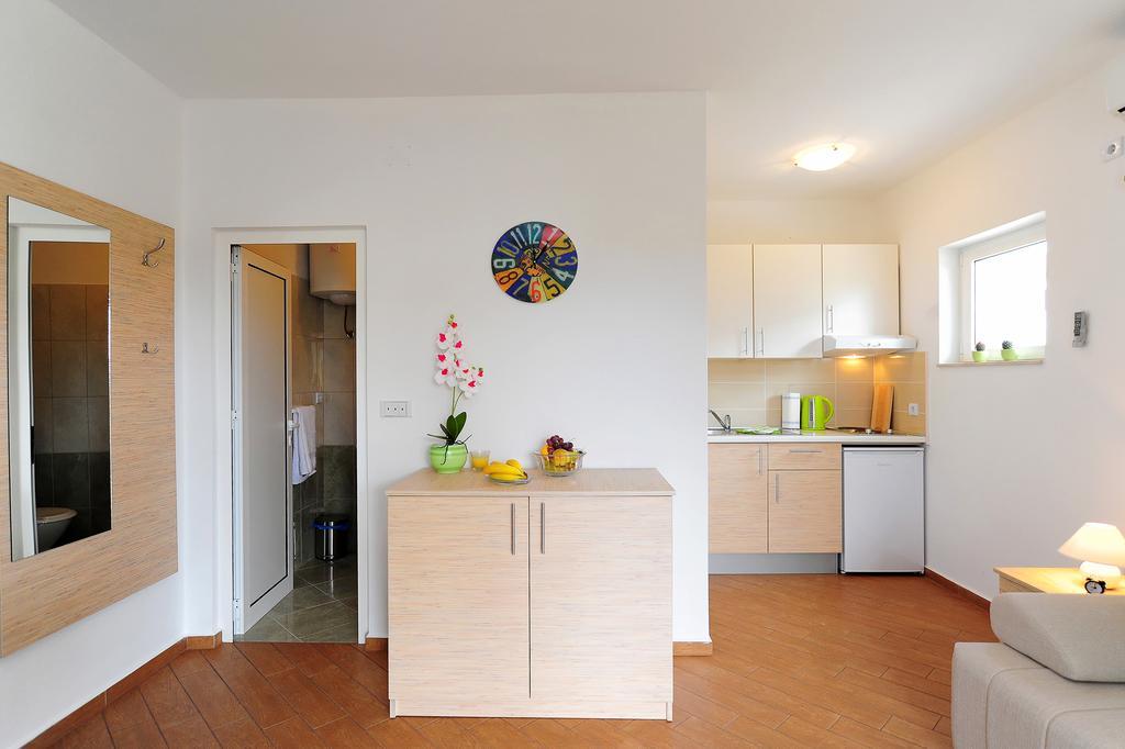 Apartments Ka - Ro Bibinje Szoba fotó