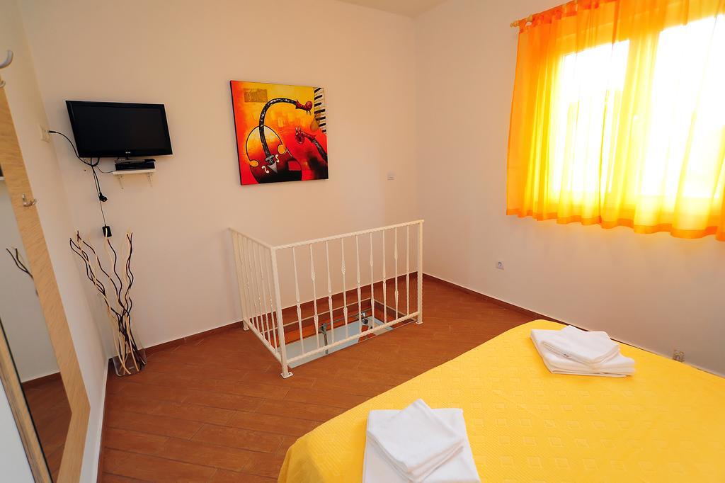 Apartments Ka - Ro Bibinje Szoba fotó