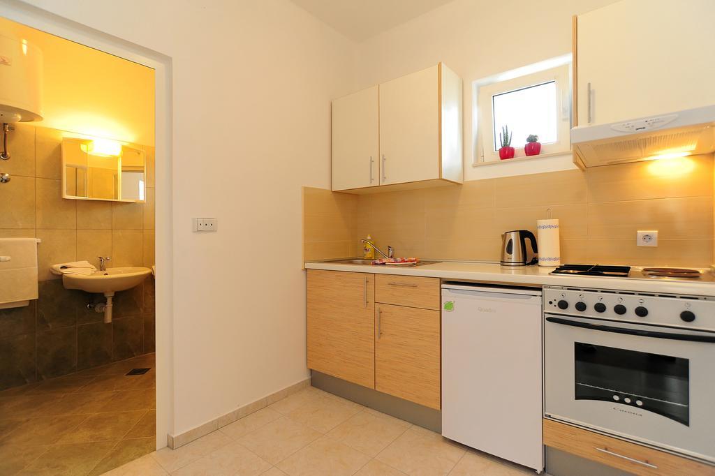 Apartments Ka - Ro Bibinje Szoba fotó